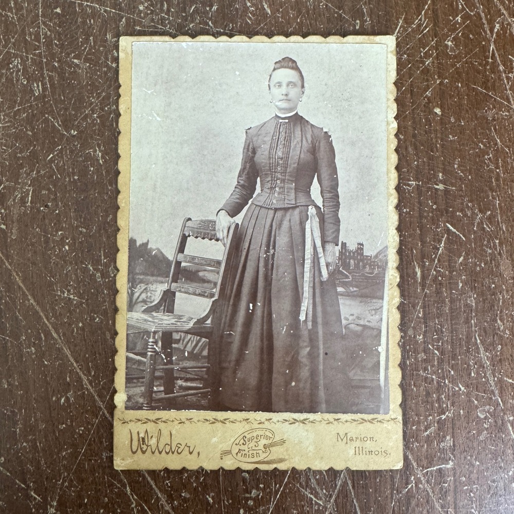 Antique Studio Posed Portrait of Woman Standing Wilder Studio‎ Marion Illinois